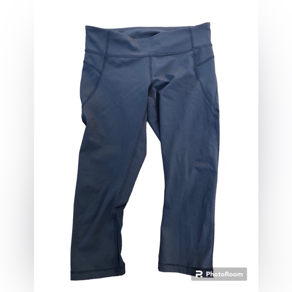 Lululemon Ladies Crop - Picture 1 of 5